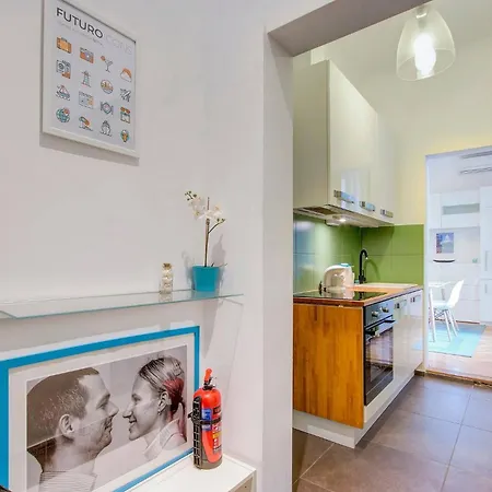 Little Americas Washington Tower Apartment *