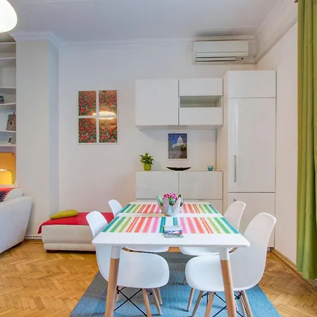 Little Americas Washington Tower *