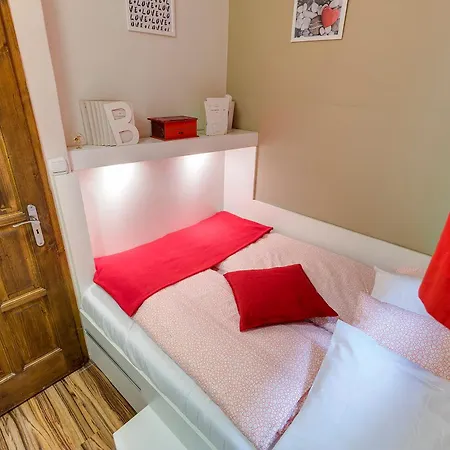 Little Americas Washington Tower 公寓 *