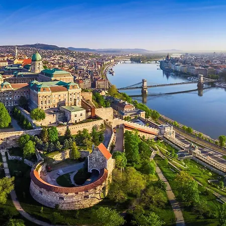 Апартаменты Little Americas Washington Tower *